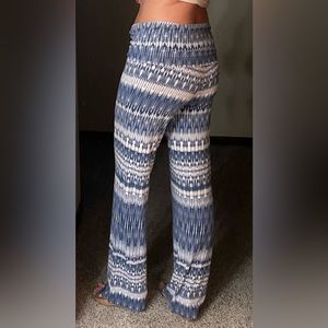 Cynthia Rowley abstract blue and white stretch flare leg pants women’s S/M tall